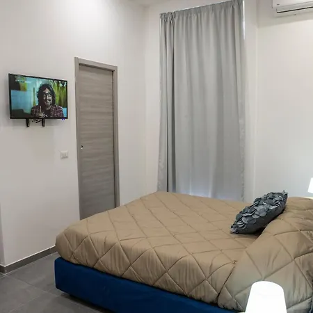 Skyport Nocleg ze śniadaniem