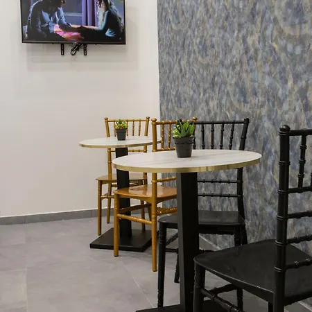 Skyport 3* Neapol